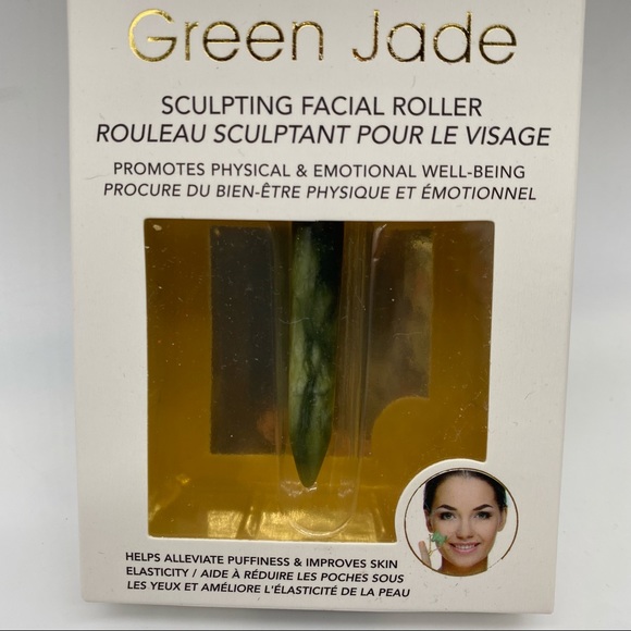 WeWell Green Jade Sculpting Facial Roller New in Box - Picture 2 of 4